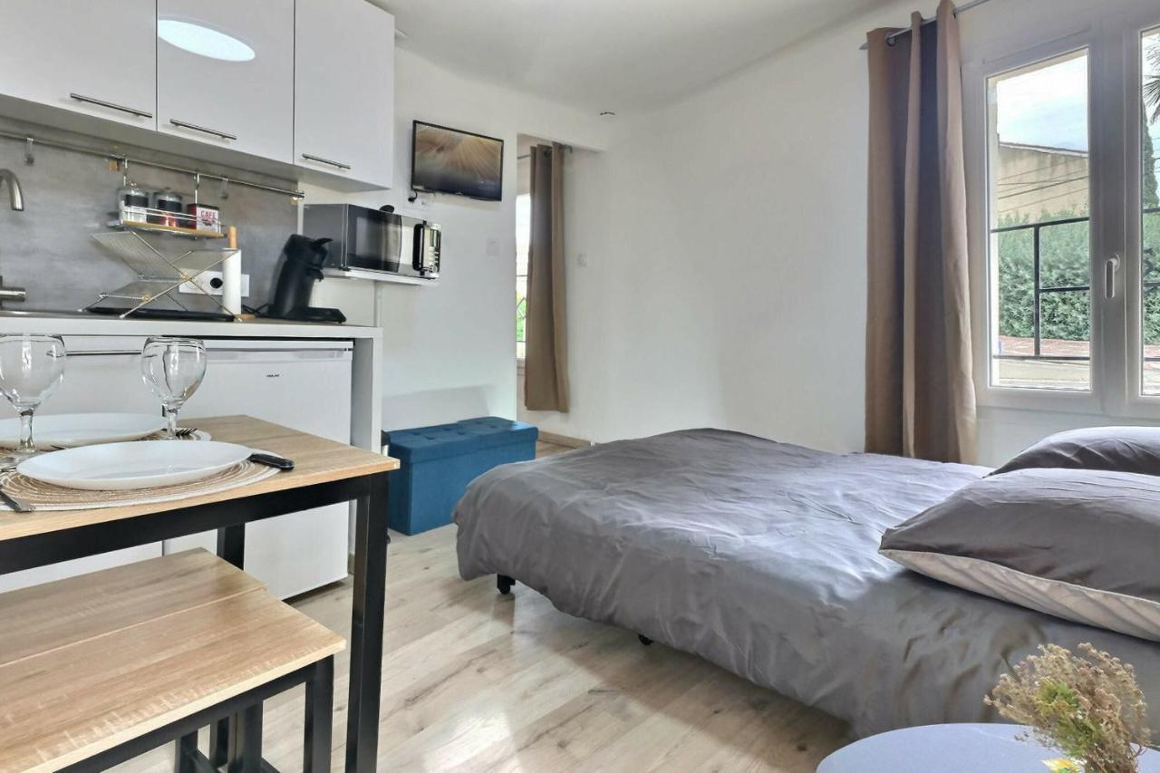 Bleu Lavande 1 - Appartement Cosy Ambiance Village Istres Bagian luar foto